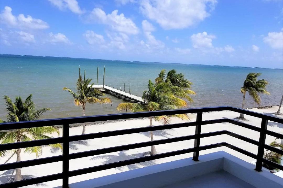 Caye Caulker Hotel | Blu Zen