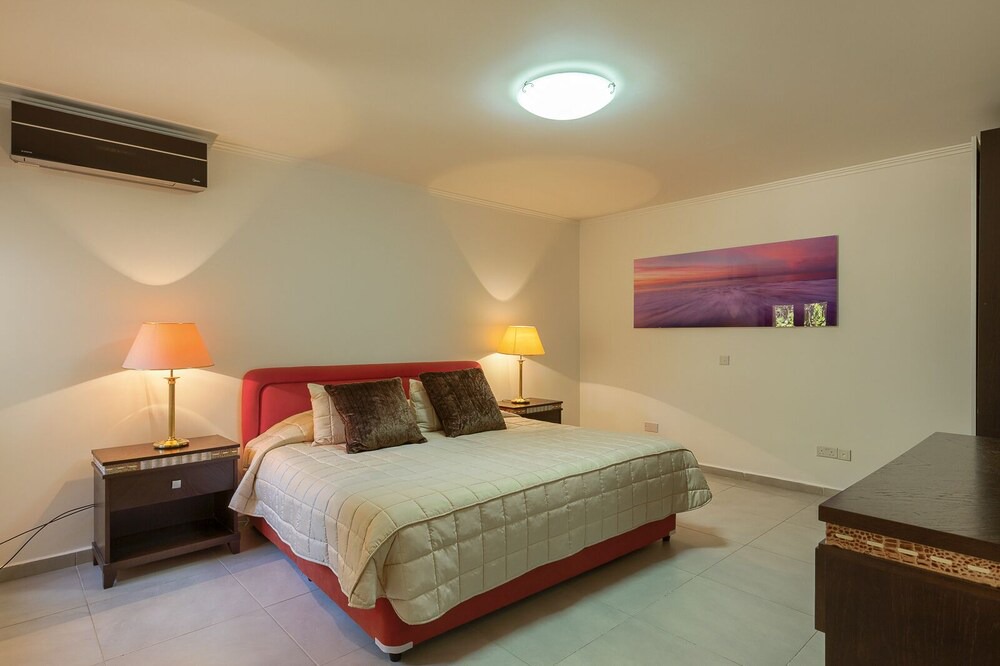 Photo of Bedroom in Aphrodite Hills