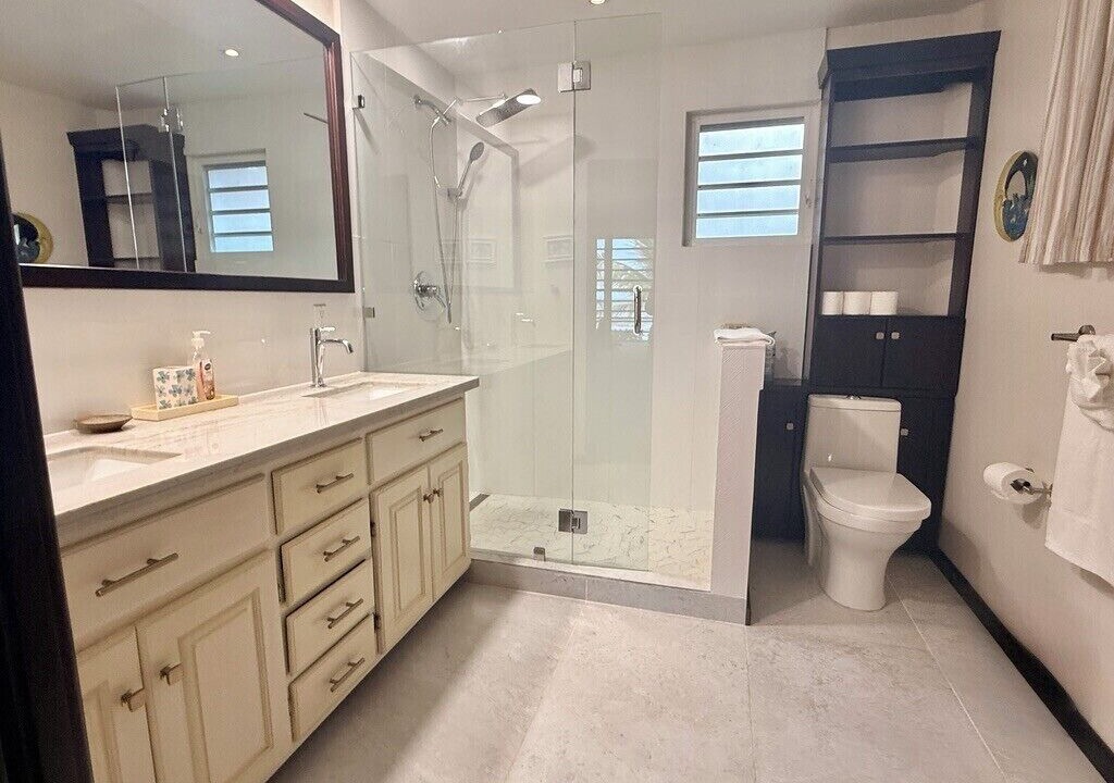 Photo of Bathroom in Placencia
