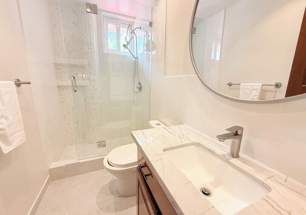 Photo of Bathroom in Placencia