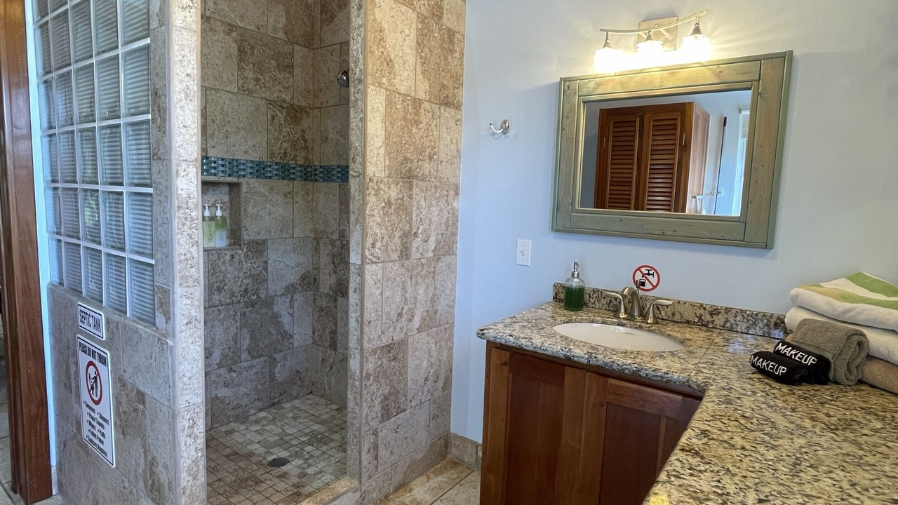Photo of Bathroom in San Pedro