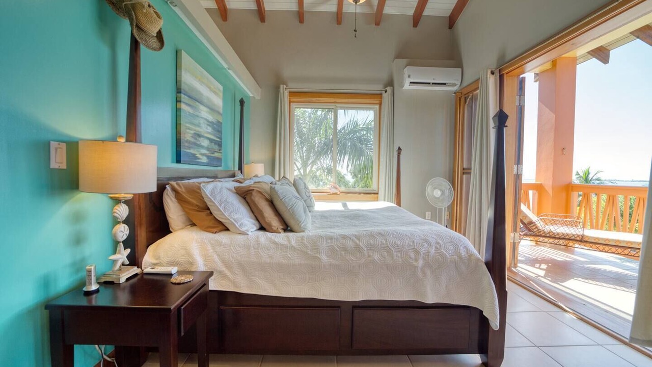 Photo of Bedroom in Cocoplum