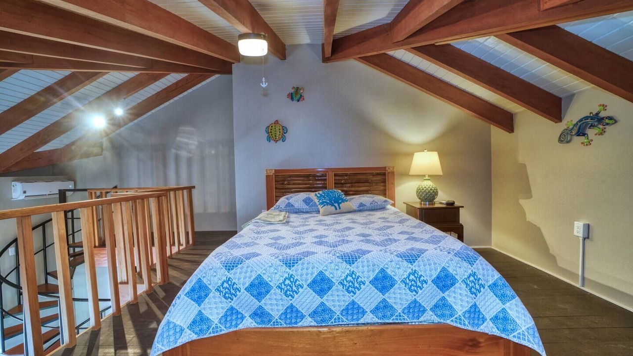 Photo of Bedroom in Cocoplum