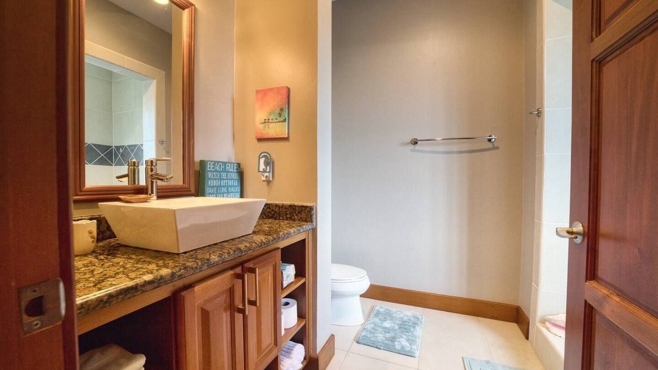 Photo of Bathroom in Cocoplum