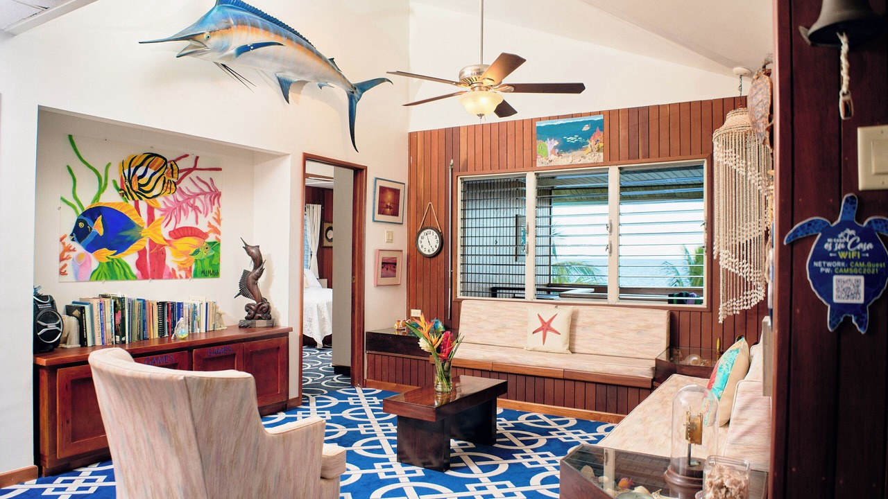 Photo of Livingroom in St. George's Caye
