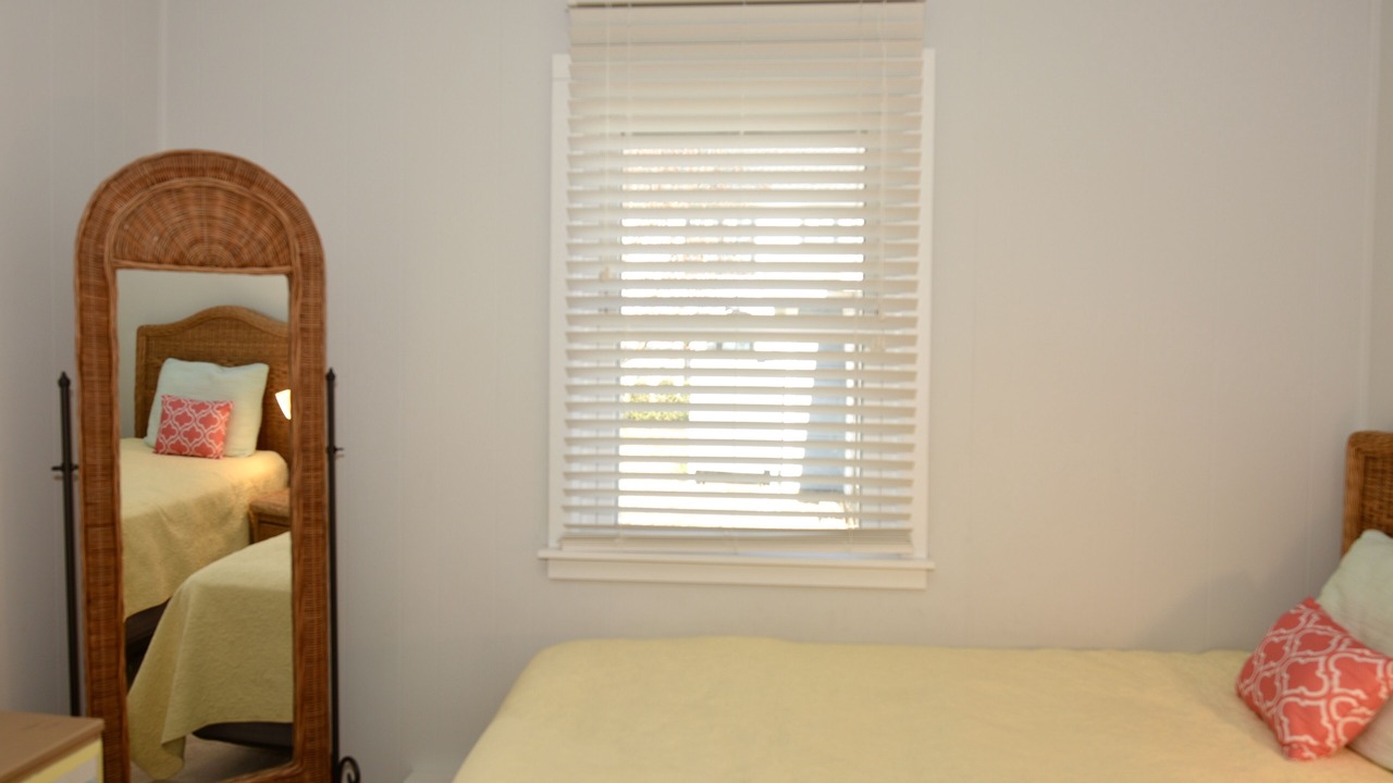 Photo of Bedroom in Country Club Estates