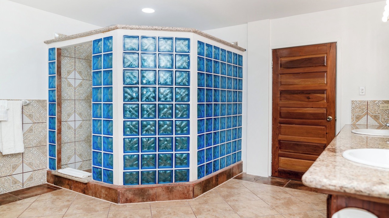 Photo of Bathroom in San Pedro