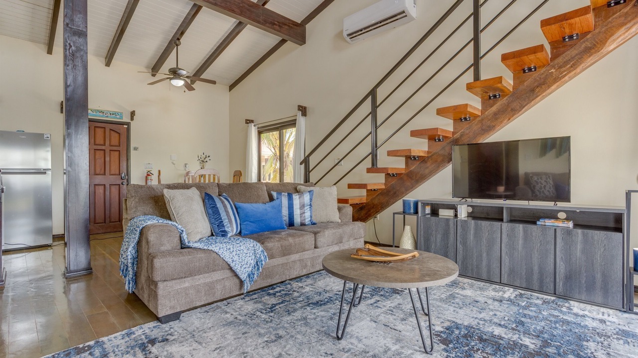 Photo of Livingroom in Placencia