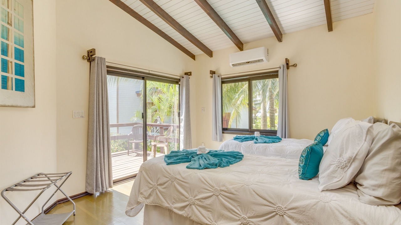 Photo of Bedroom in Placencia