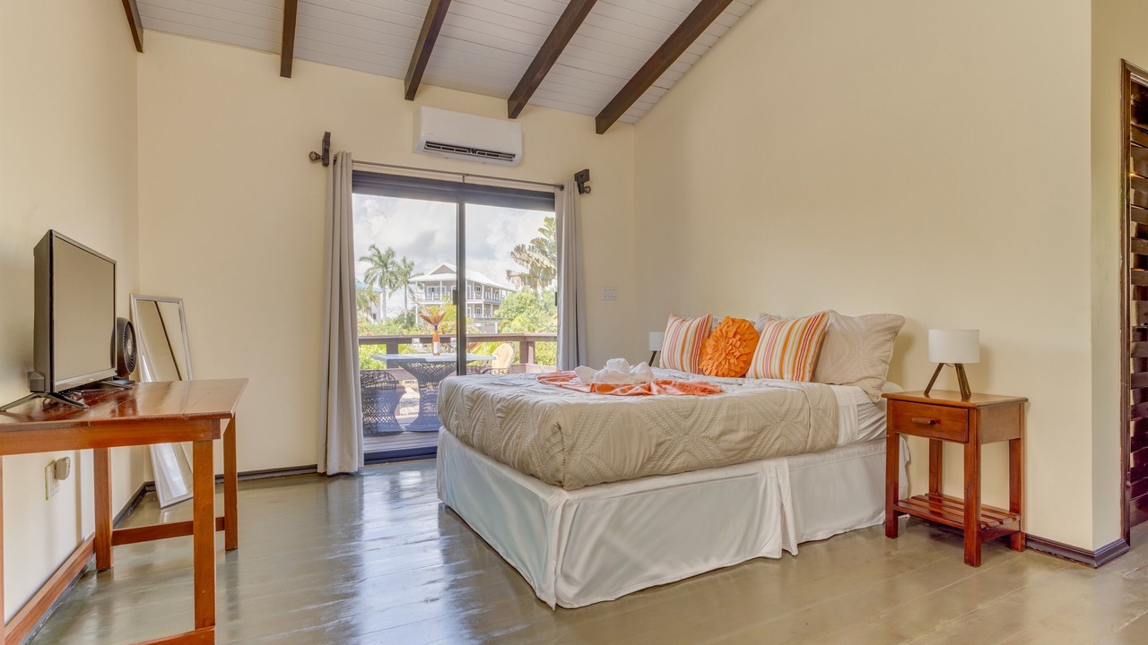 Photo of Bedroom in Placencia