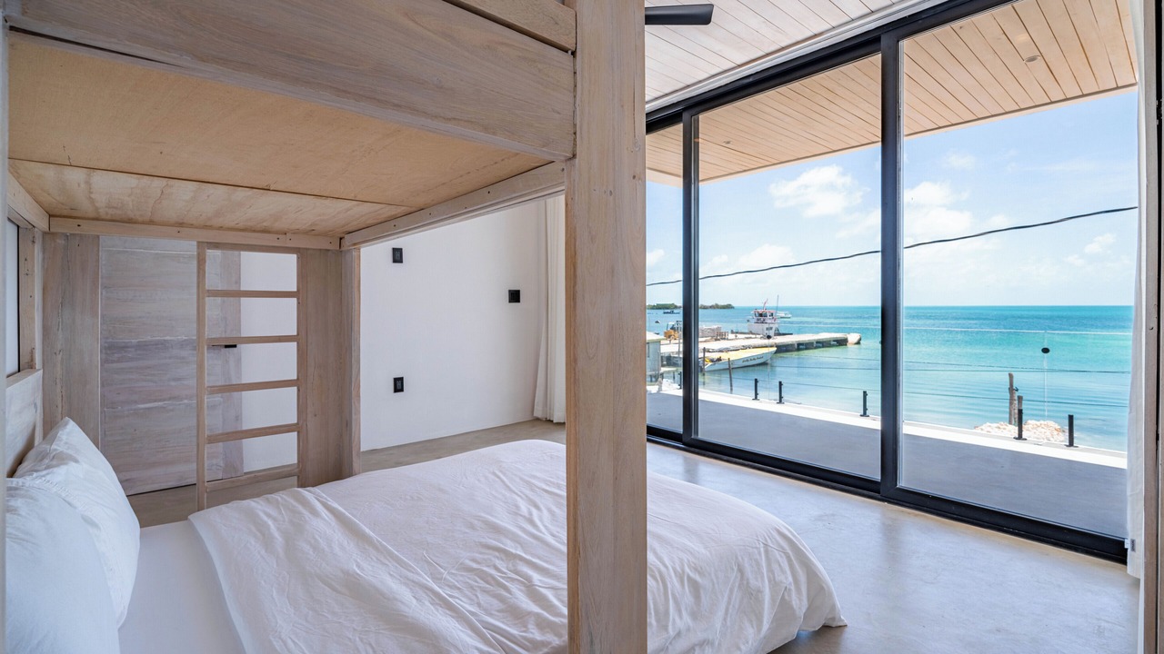 Photo of Bedroom in Caye Caulker