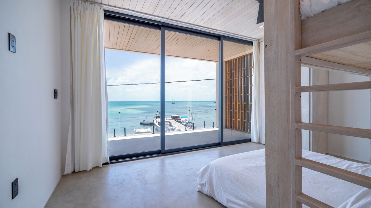 Photo of Bedroom in Caye Caulker