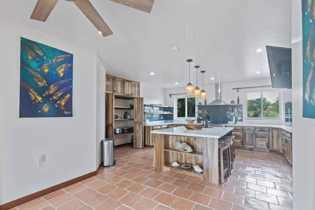 Photo of Kitchen in Caribbean Way