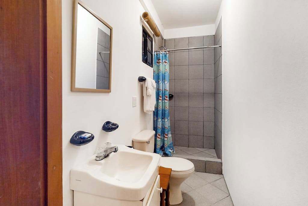 Photo of Bathroom in Caye Caulker