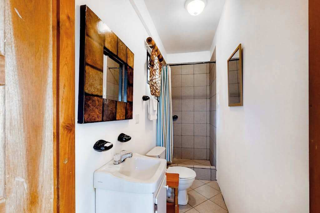Photo of Bathroom in Caye Caulker