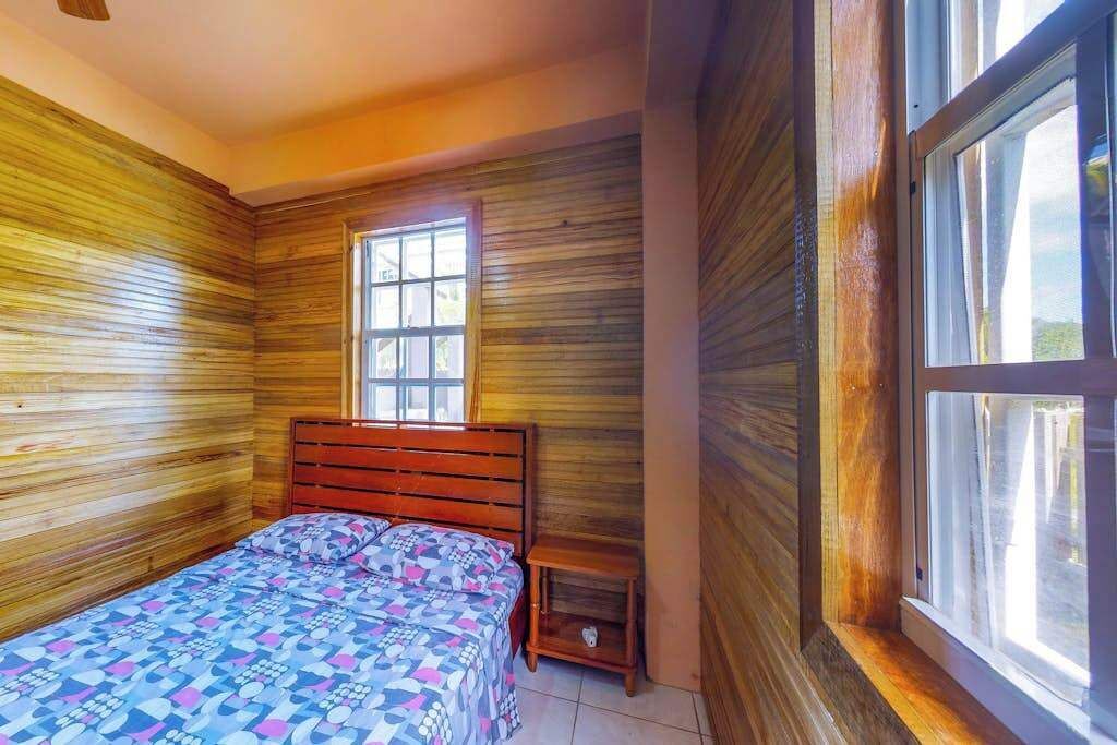 Photo of Bedroom in Caye Caulker