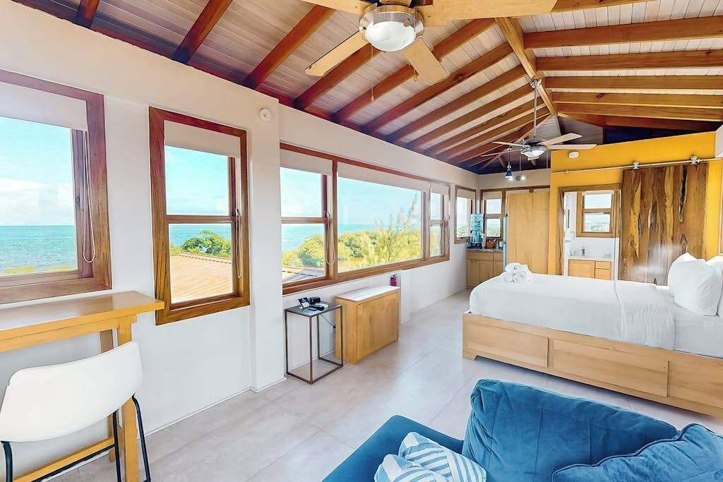 Photo of Bedroom in Caye Caulker