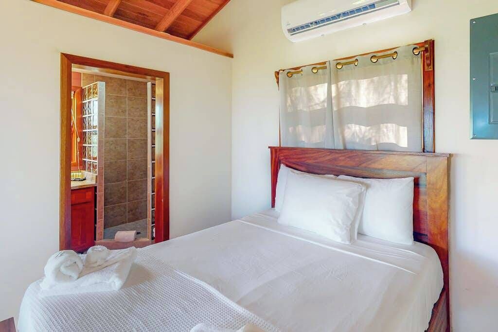 Photo of Bedroom in Caye Caulker