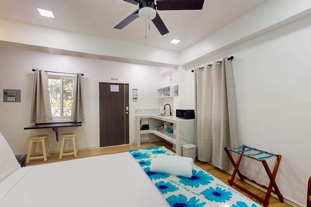 Photo of Bedroom in Caye Caulker