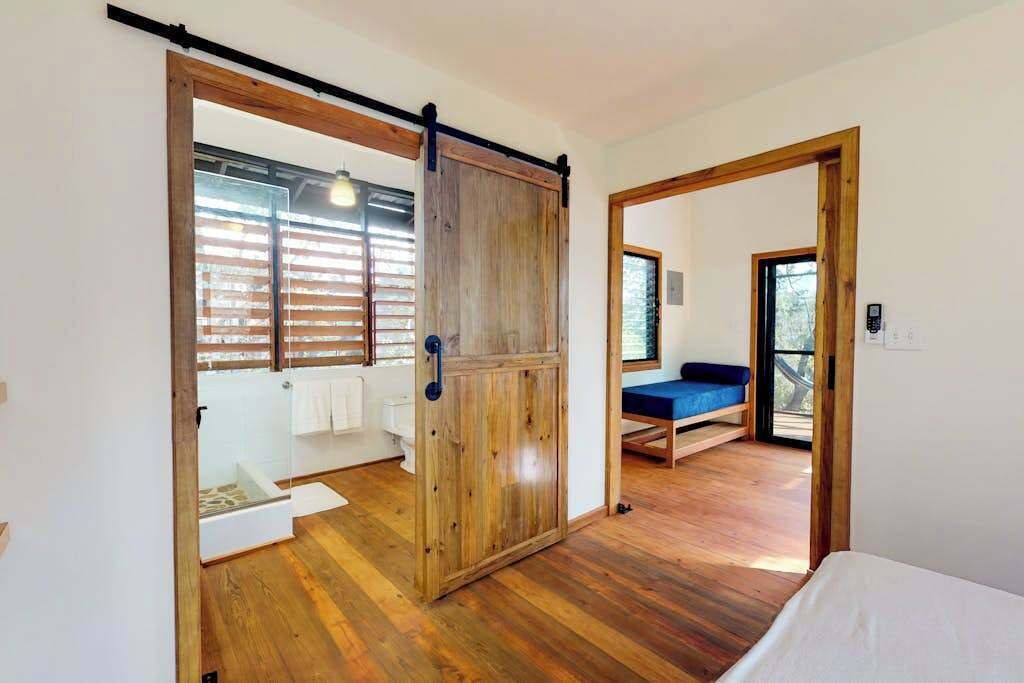 Photo of Bedroom in Surfside
