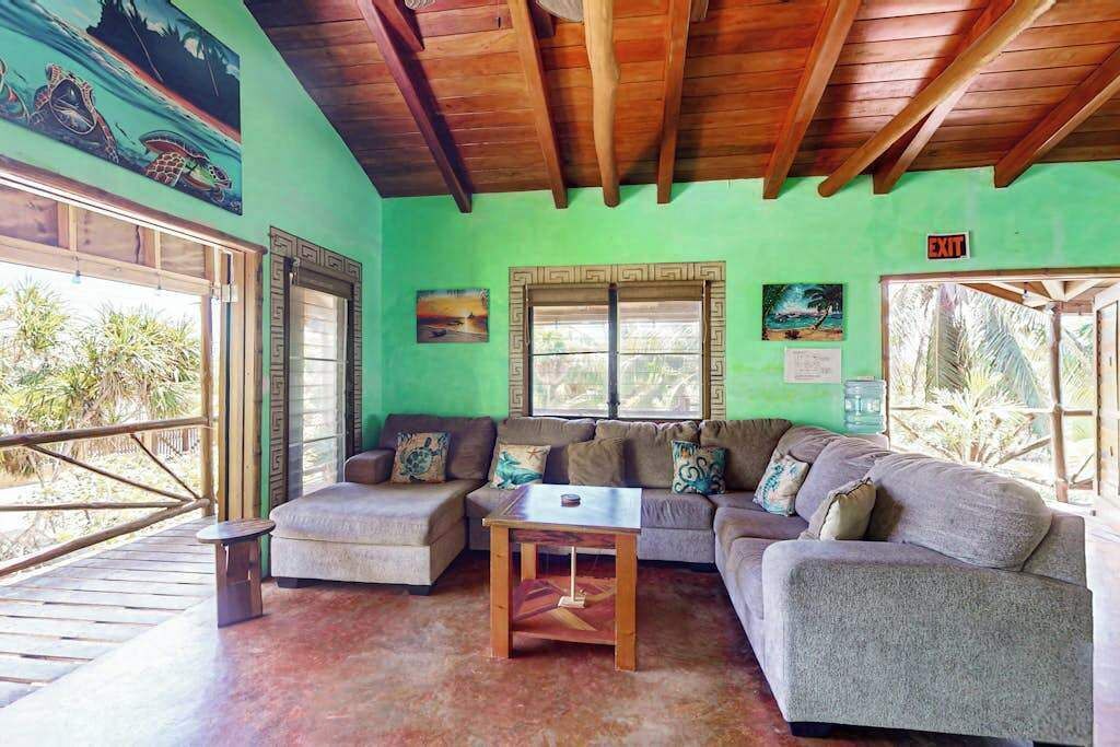 Photo of Livingroom in Boca Ciega