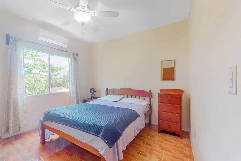 Photo of Bedroom in Caye Caulker