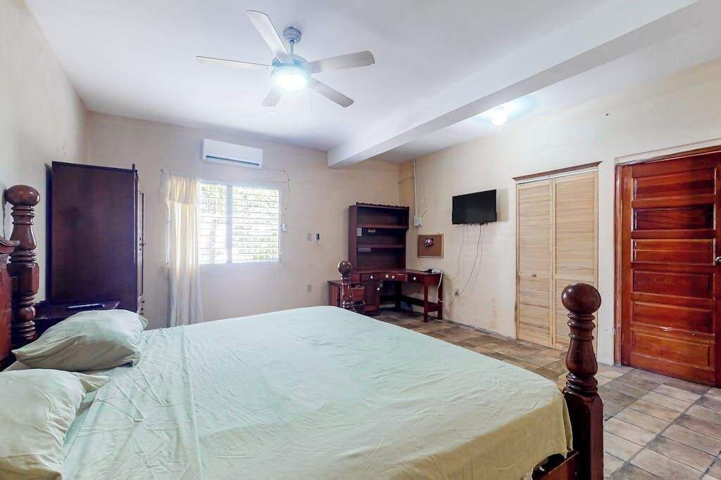 Photo of Bedroom in Caye Caulker