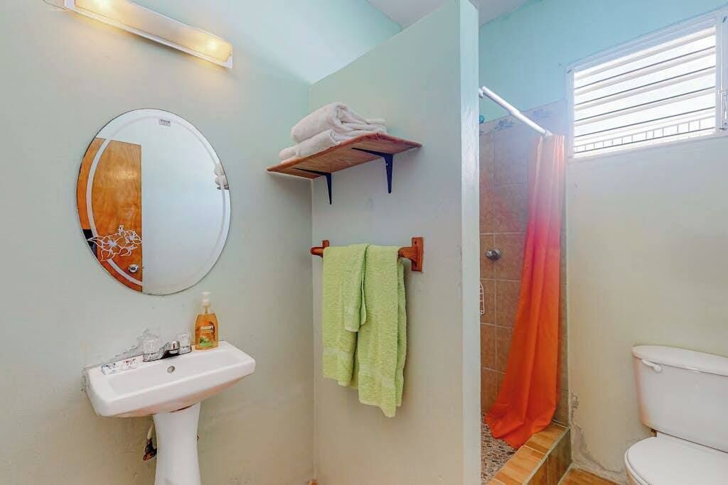 Photo of Bathroom in Caye Caulker