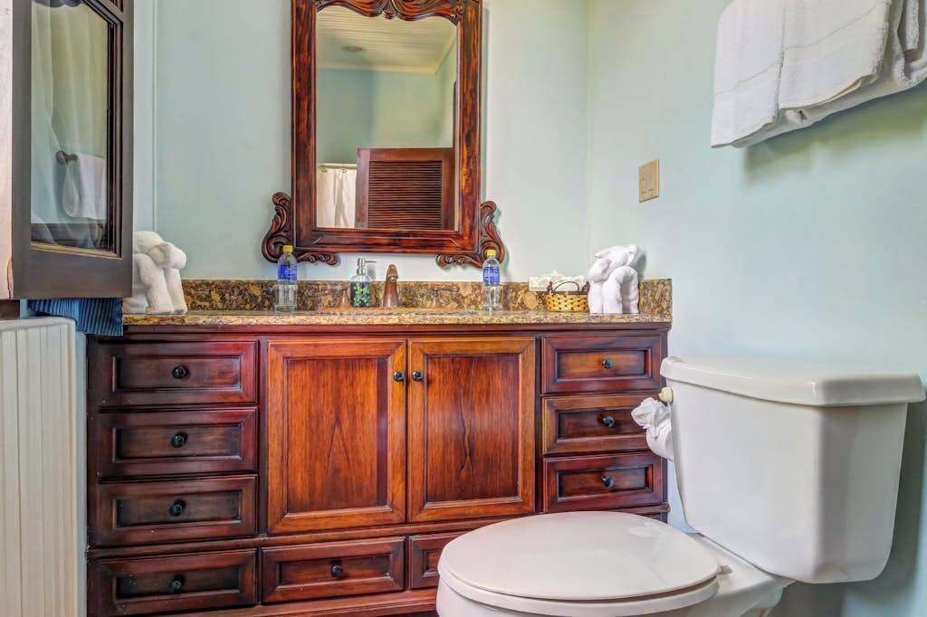 Photo of Bathroom in Bullet Tree Falls