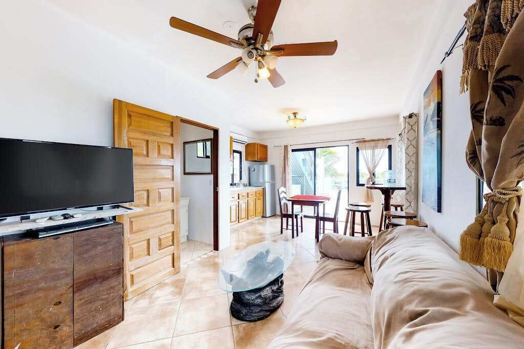 Photo of Livingroom in Caye Caulker