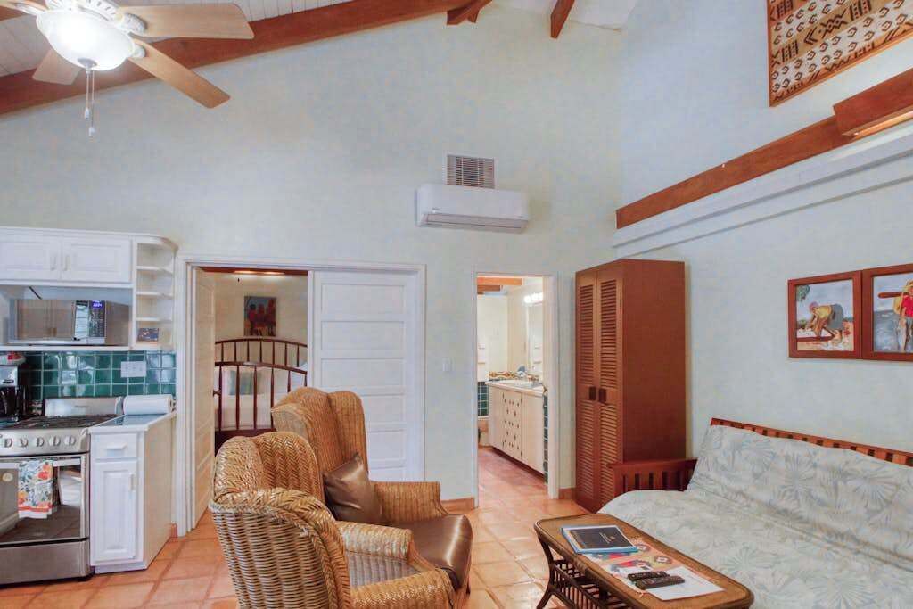 Photo of Livingroom in Placencia
