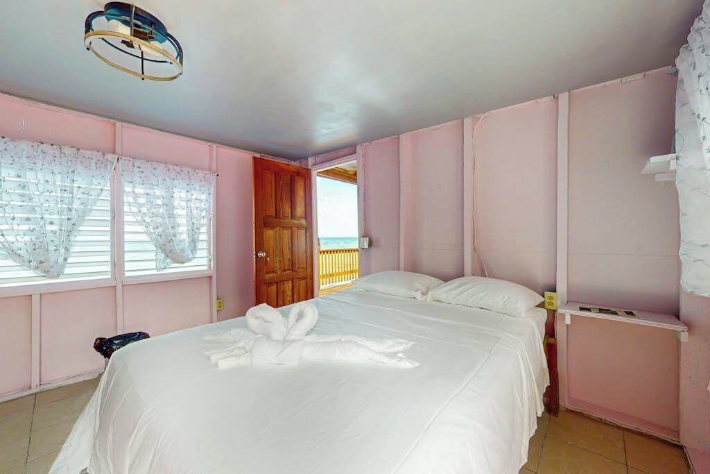 Photo of Bedroom in Sittee Point