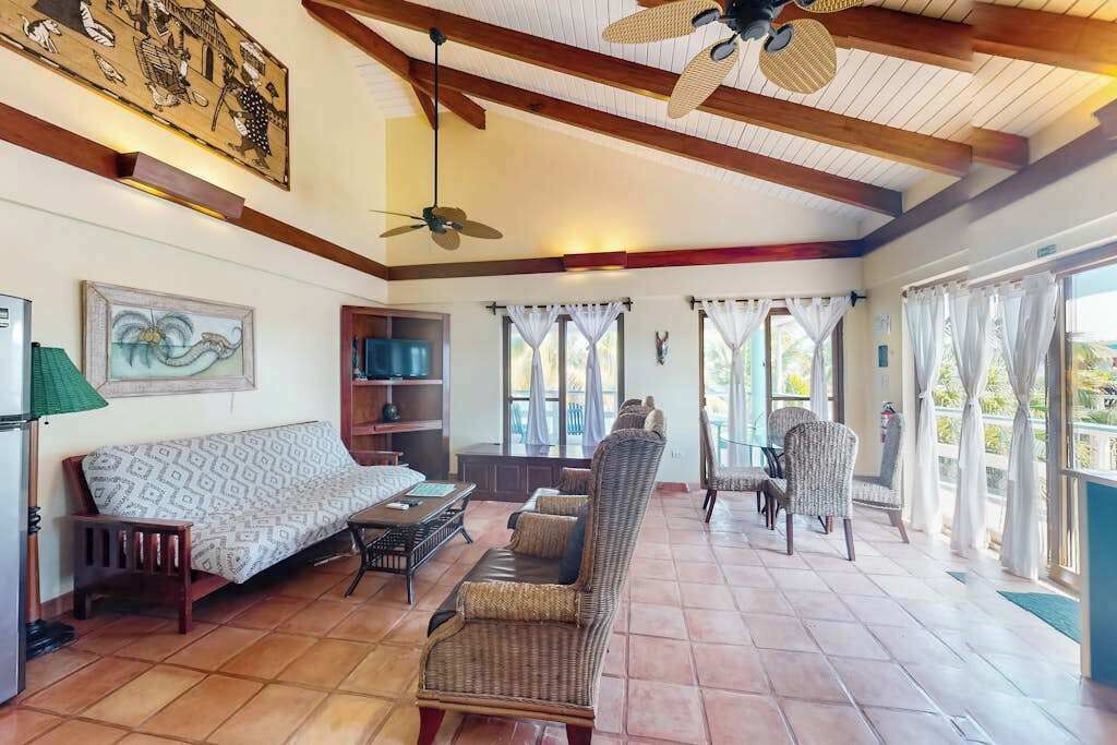 Photo of Livingroom in Placencia