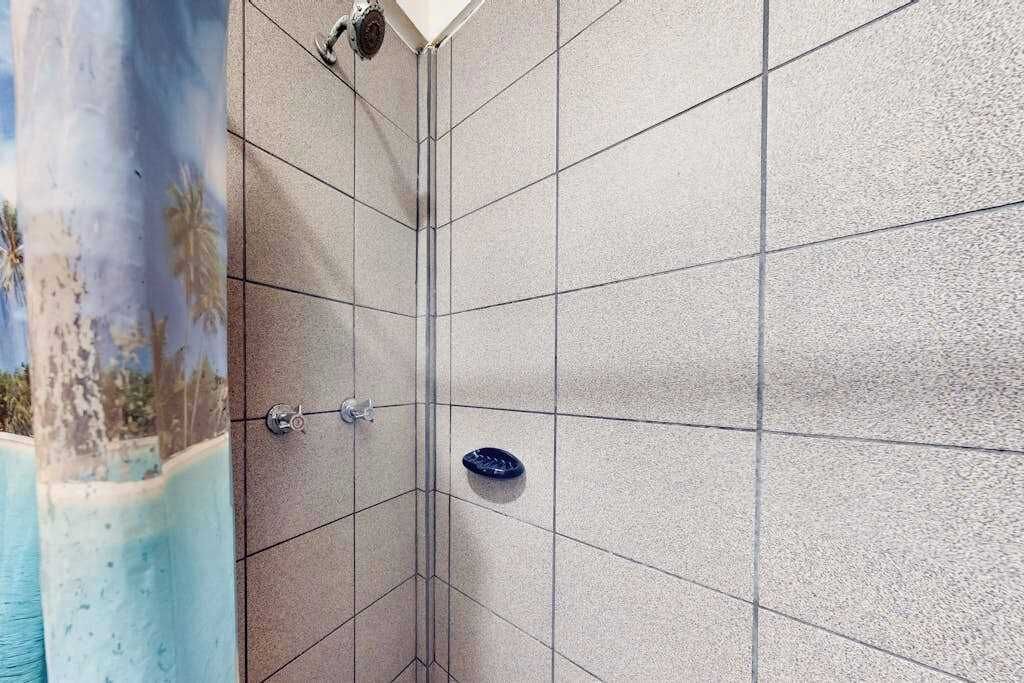 Photo of Bathroom in Caye Caulker