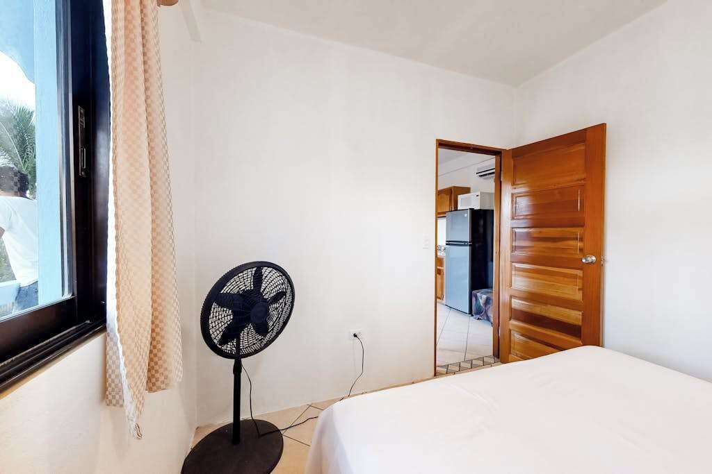 Photo of Bedroom in Caye Caulker