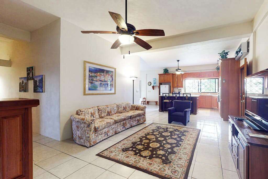 Photo of Livingroom in Santa Elena