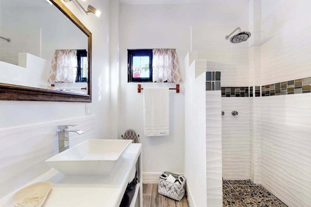 Photo of Bathroom in Caye Caulker