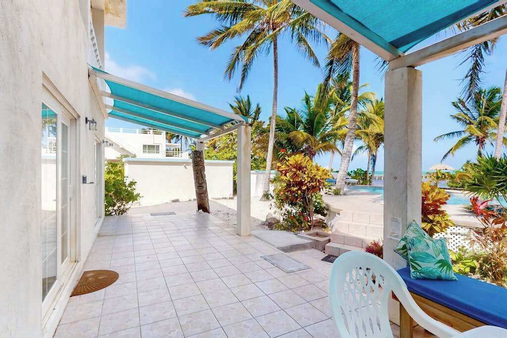 Photo of Patio Balcony in Boca Ciega