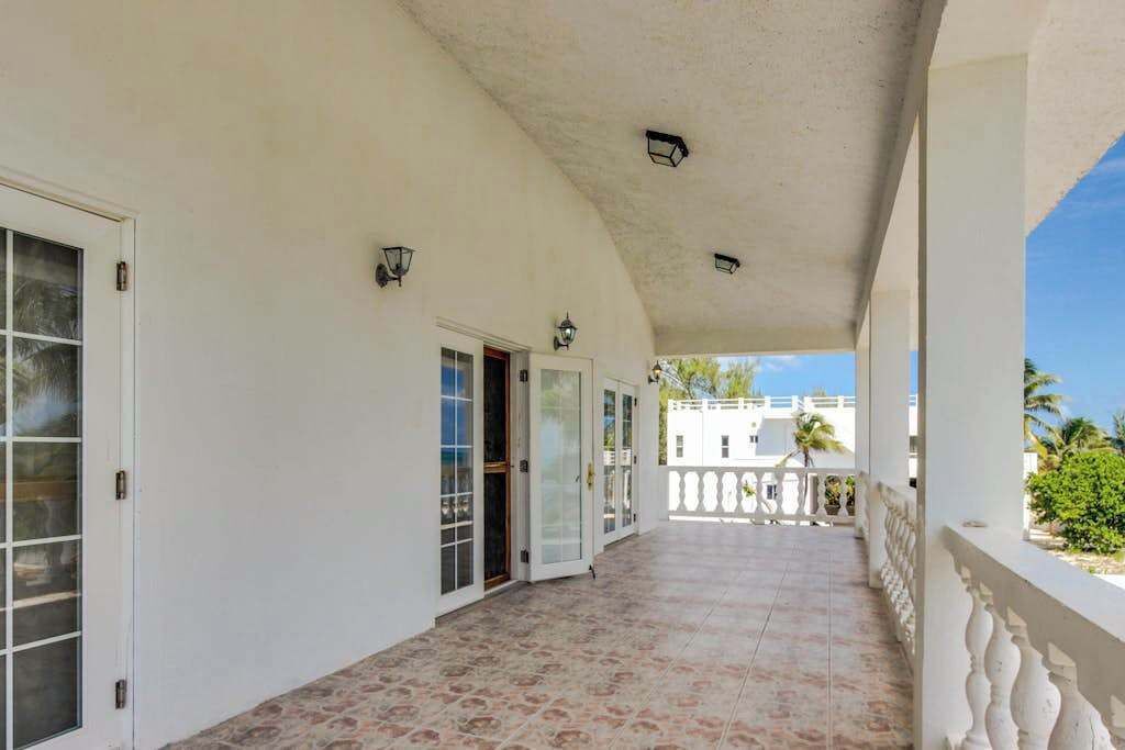 Photo of Patio Balcony in Boca Ciega