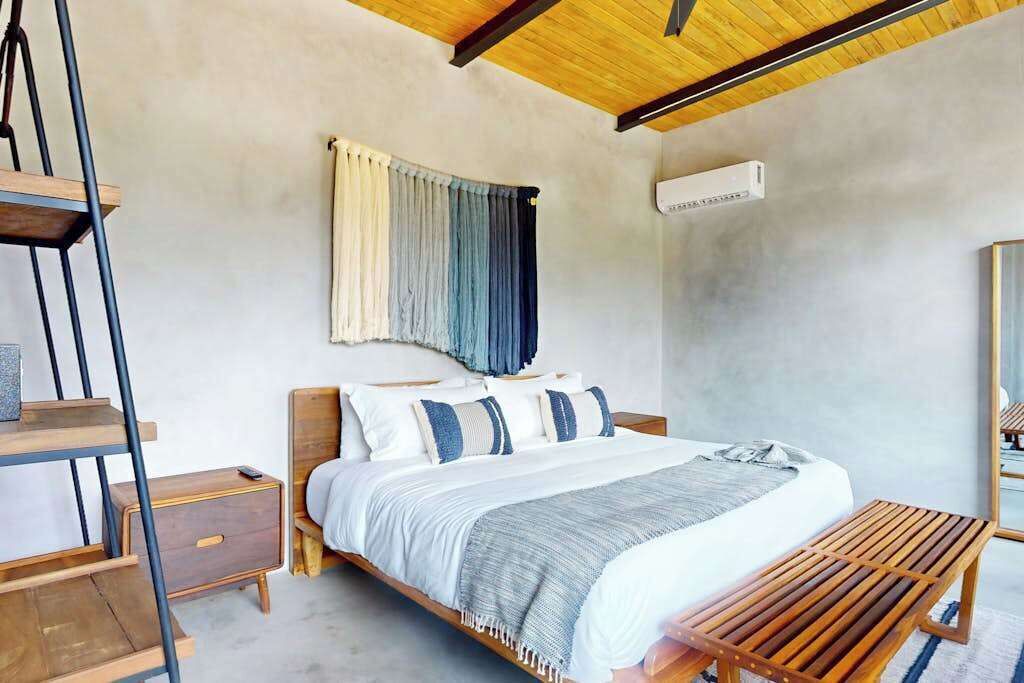 Photo of Bedroom in Placencia
