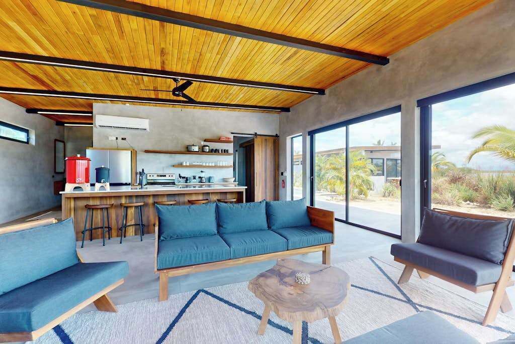 Photo of Livingroom in Placencia