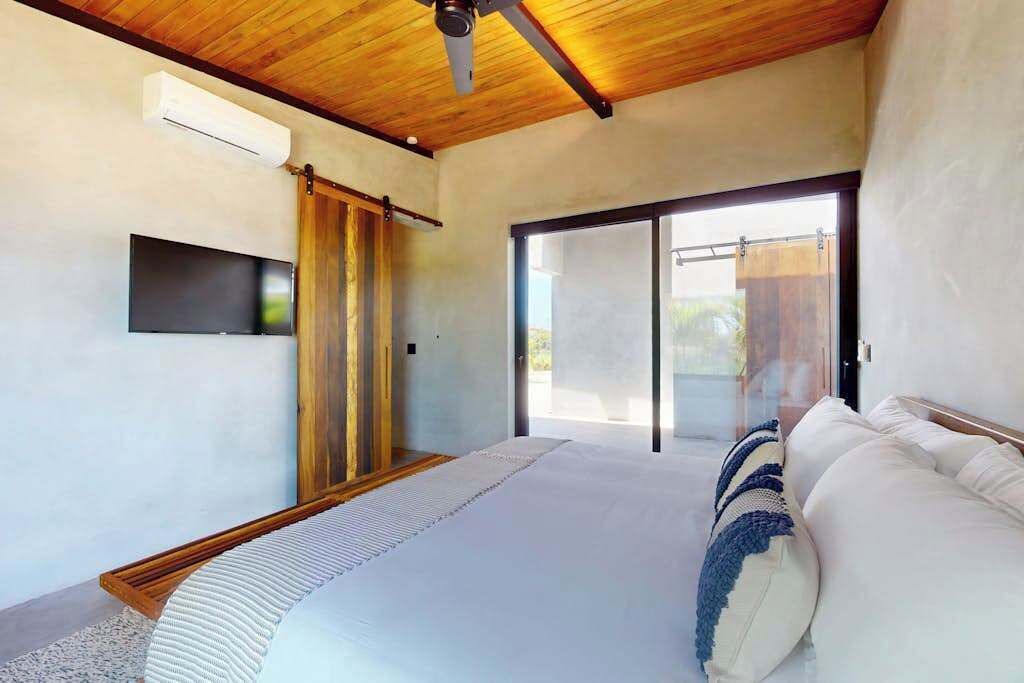 Photo of Bedroom in Placencia