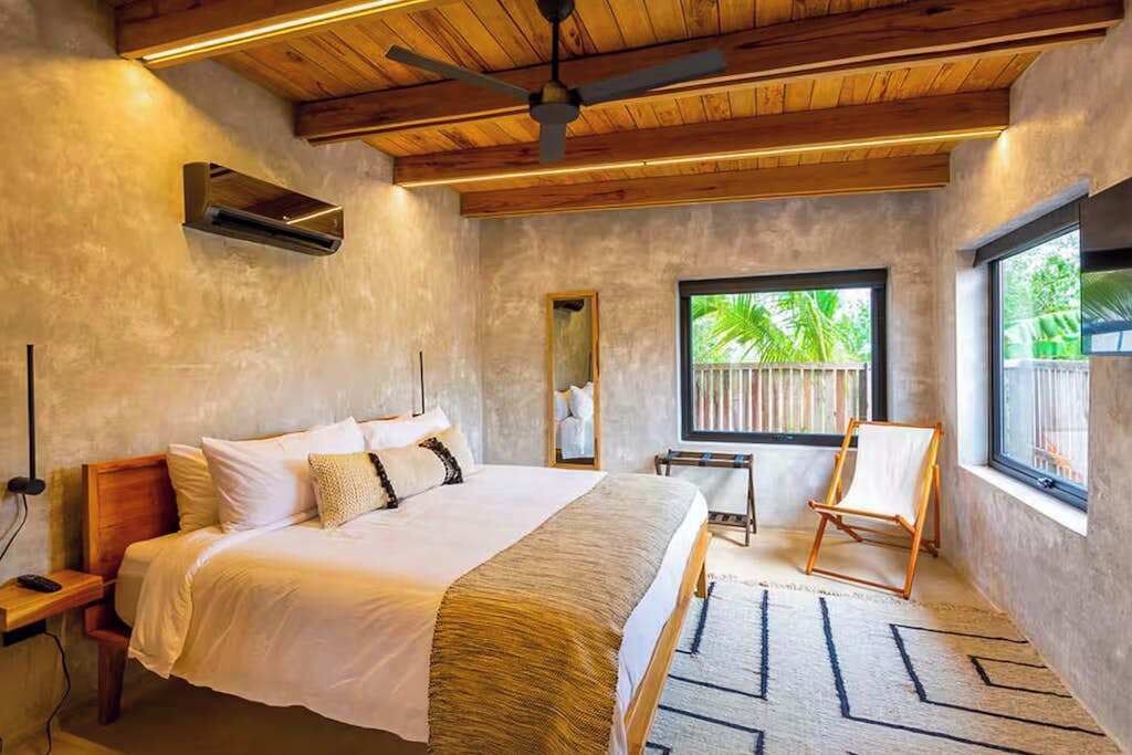 Photo of Bedroom in Placencia