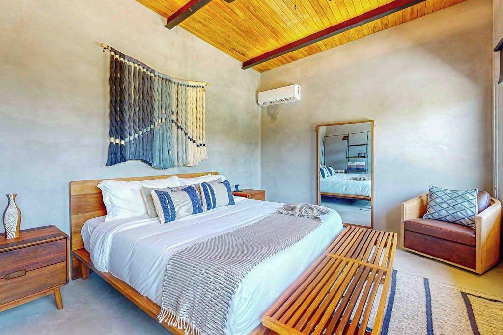 Photo of Bedroom in Placencia
