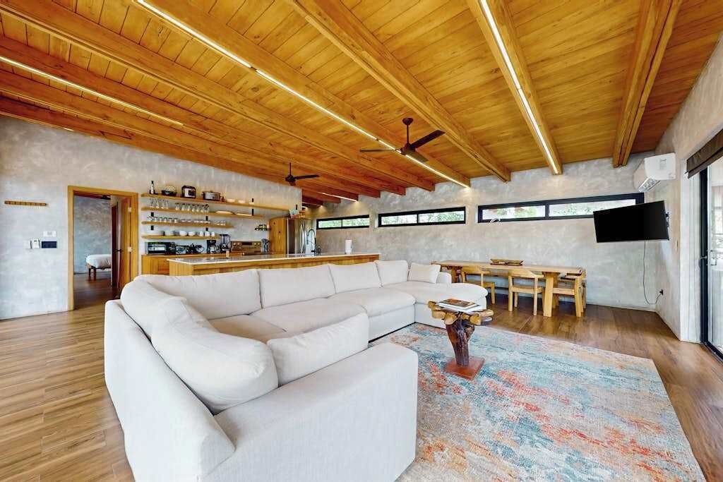 Photo of Livingroom in Placencia