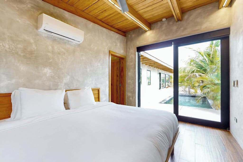 Photo of Bedroom in Placencia