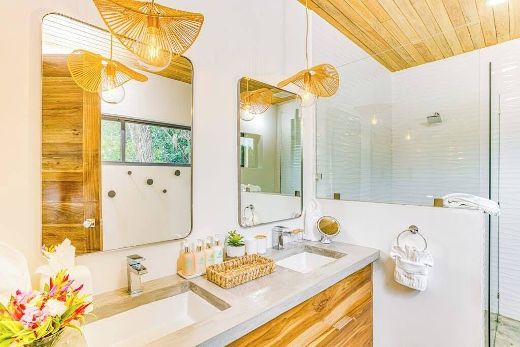 Photo of Bathroom in Cocoplum