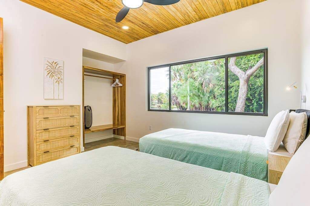 Photo of Bedroom in Cocoplum