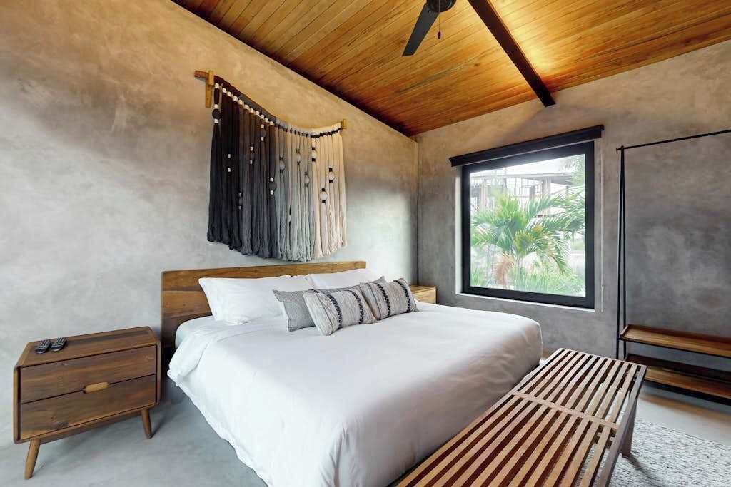 Photo of Bedroom in Placencia