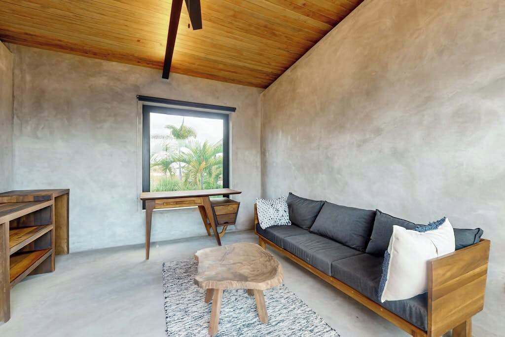 Photo of Livingroom in Placencia